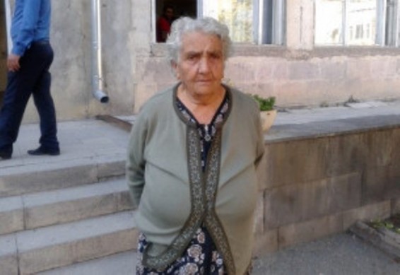 Թոշակառու կինը բողոքեց. քանի որ փող չեն տվել, ինքն իրենց գյուղի Մշոյին է ընտրել