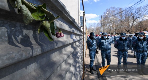 Никол Пашинян опередил оппозицию - активистам не удалось перекрыть ему дорогу