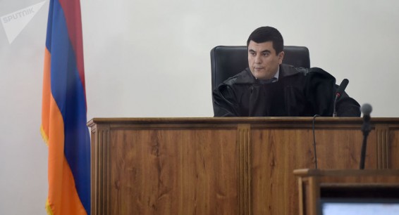 Суд по делу Сержа Саргсяна: двое фигурантов скончались, представлено новое ходатайство