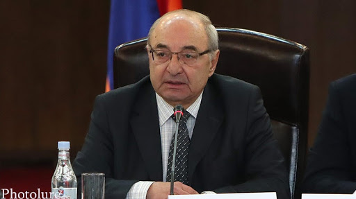 «Հայրենիքի փրկության շարժման» վարչապետի թեկնածու Վազգեն Մանուկյանի հարցազրույցը մի քանի լրատվամիջոցներին․ ուղիղ