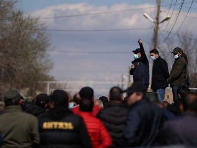 Никол Пашинян собирается в отставку лишь формально