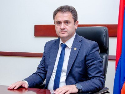 «Հրապարակ». Հայկ Չոբանյանին տեղափոխում են Երեւան. կնշանակվի Հակոբ Արշակյանի փոխարեն