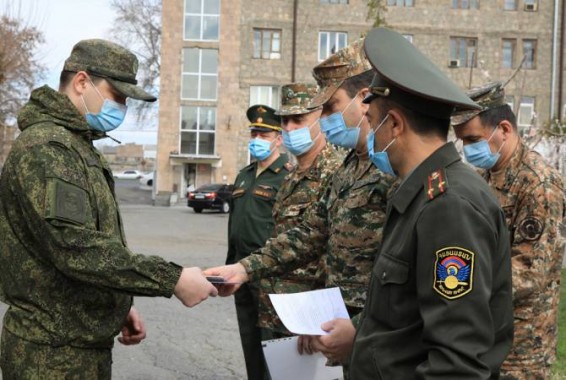Приказом министра обороны Армении награждены военнослужащие войск РХБО МО РФ