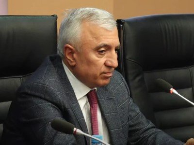 Ռազմագերիների հարցի լուծումը շատ պարզ է. պետք է բոլոր տեսակի բանակցությունները դադարեն. Գեւորգ Դանիելյան