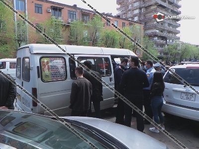 Երևանի թիվ 54 երթուղին սպասարկող «ԳԱԶելի» մեջ 40-ամյա տղամարդուն սպանած անձը ինքնակամ ներկայացել է ոստիկանություն