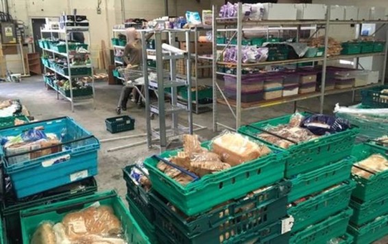 Մեծ Բրիտանիայում դեն նետված մթերքի սուպերմարկետ են բացել աղքատների համար