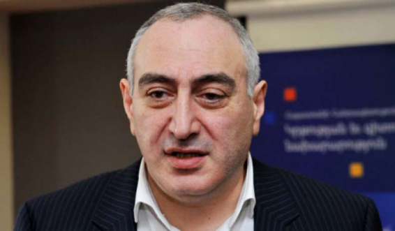 Նման հայտարարությունից խուսափողները միանշանակ դիտարկվում են որպես ԿԱՊԻՏՈՒԼՅԱՆՏԻ կողմից ներդրված ական. Կարեն Քոչարյան