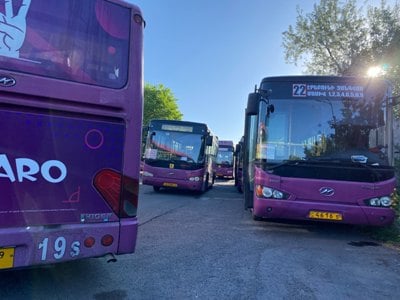 «Օղորմի Տարոնի հորը, առաջ գարաժում ամեն ինչ կար». մոտ 250 ավտոբուս աշխատանքի դուրս չի եկել