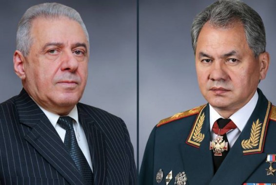 Министры обороны Армении и РФ обсудили обстановку в районах выполнения задач миротворческим контингентом