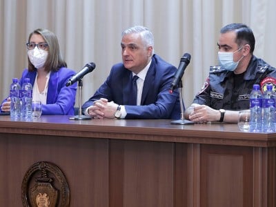 Մհեր Գրիգորյանը հանդիպում է ունեցել Պարեկային ծառայության ուսուցման ծրագրի մասնակիցների հետ