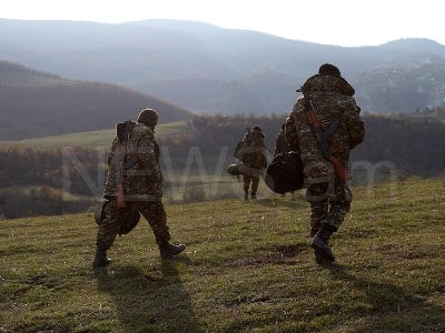 МО РА: Поссорившиеся у Черного озера армянские и азербайджанские военнослужащие получили травмы