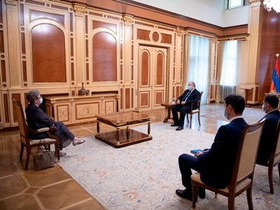 Президент Армении и глава делегации ЕС обсудили ситуацию на границе