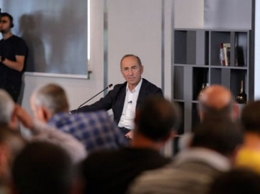 Գյուղատնտեսության ոլորտը կարող է դինամիկ աճ ունենալ. Ռոբերտ Քոչարյանը՝ գյուղատնտեսության ոլորտի ներկայացուցիչներին