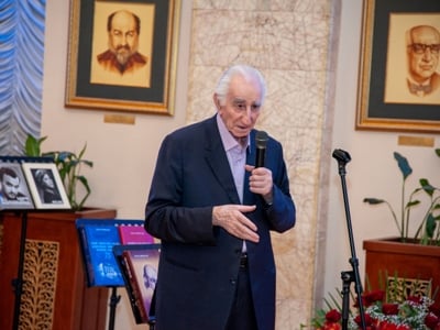 Օպերային թատրոնի ճեմասրահում կայացել է Մշակույթի վաստակավոր գործիչ Սերգեյ Առաքելյանի 90-ամյակին նվիրված հանդիսություն