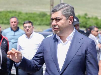 Անվտանգ երկիր ունենալու կարեւոր նախապայման է Փաշինյանին իշխանությունից հեռացնելը. Արթուր Վանեցյան
