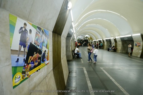 Երևանի մետրոպոլիտենի «Հանրապետության հրապարակ» և «Երիտասարդական» կայարանների սպասասրահներում բացվել են ցուցահանդեսներ