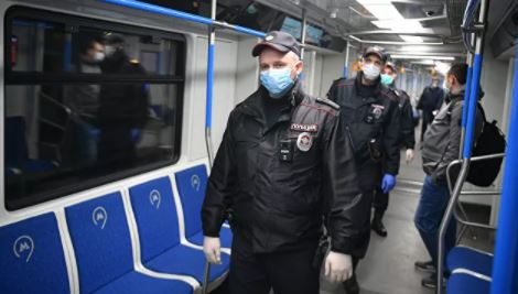 В Москве усилят контроль за ношением масок и перчаток