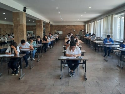 Մեկնարկել են գերազանցության մեդալի հավակնորդների քննությունները