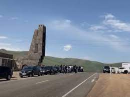 Ոստիկանական մեծաթիվ ուժեր են ուղևորվում Սյունիքի մարզ