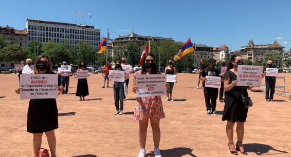 Подумайте, что происходит в Карабахе - демонстранты в Женеве обратились к Путину и Байдену