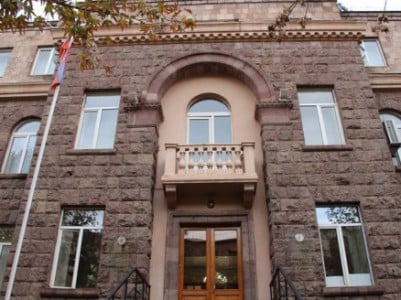Для освещения внеочередных выборов аккредитовано около пяти десятков иностранных СМИ