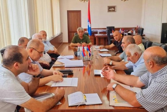Արցախում քննարկում են չորային եղանակներով պայմանավորված՝ Ստեփանակերտ ջրի մուտքերի էական նվազման հարցը
