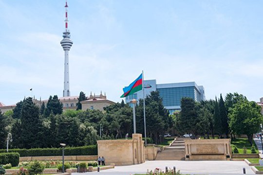 Ադրբեջանում կիրակի կավարտվի քարոզչական արշավը հանրաքվեից առաջ