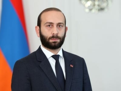 «Հրապարակ». Արարատ Միրզոյանի հարցը մնացել է Նիկոլ Փաշինյանի կոկորդին