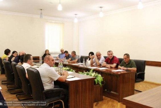 Արցախի խորհրդարանական ուժերը հավանություն են տվել վարչատարածքային բարեփեփումները մինչև 2024 թվական հետաձգելու առաջարկին