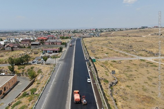 Արևմտյան օղակաձև ճանապարհի Չաուշ-Շերամ հատվածն ասֆալտապատվում է. ներգրավված է 15 միավոր տեխնիկա