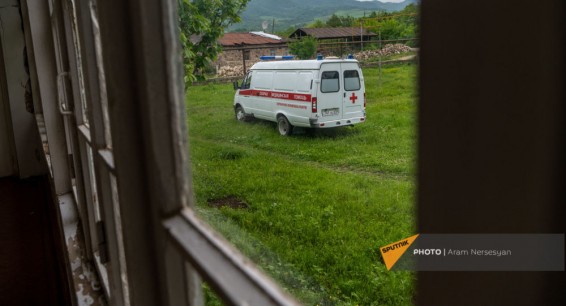 У одного из домов в ереванском Эребуни нашли брошенного младенца