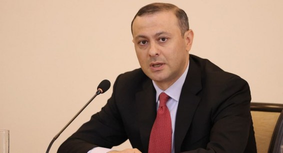 Азербайджан предъявляет претензии к суверенной территории Армении - Григорян