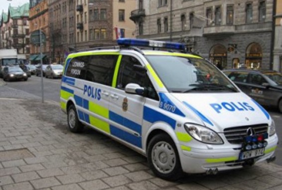 Շվեդիայում անհայտ անձինք ավտոմեքենայի պատուհաններից կրակել են մարդկանց վրա