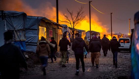 Президент Франции подтвердил необходимость сноса лагеря мигрантов в Кале