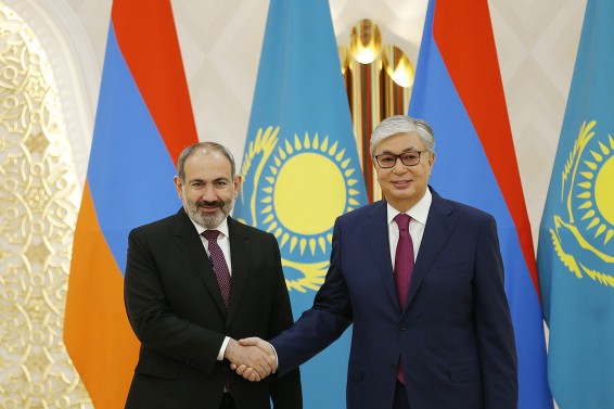 Ղազախստանի նախագահը շնորհավորել է Նիկոլ Փաշինյանին՝ վարչապետի պաշտոնում նշանակվելու կապակցությամբ