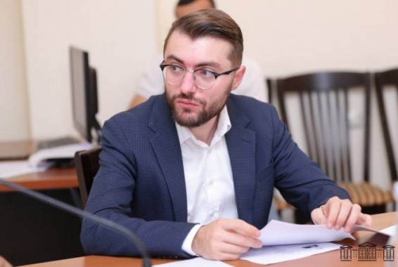 Արեն Մկրտչյանն ընտրվեց ԱԺ տարածքային կառավարման հարցերով հանձնաժողովի նախագահի տեղակալ
