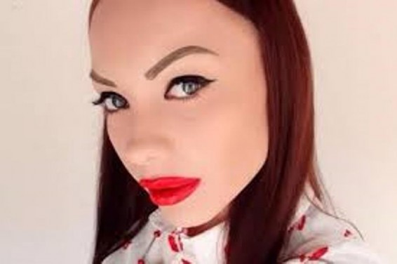 Photo.Յանա Դանիելյանը լողազգեստով սեքսուալ մարմինն է ցուցադրել