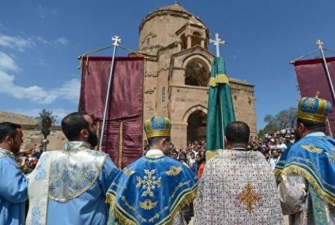 В церкви Сурб Хач на острове Ахтамар отслужат литургию