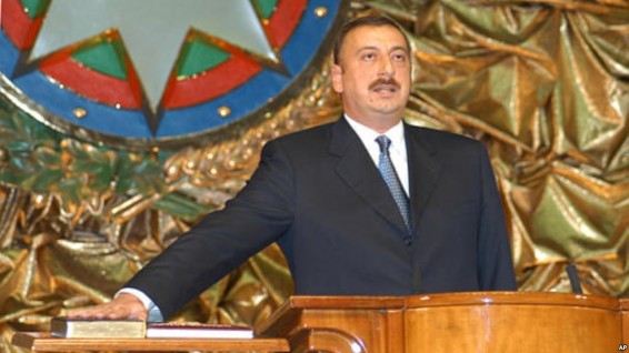 В Азербайджане прошел референдум о продлении президентского срока