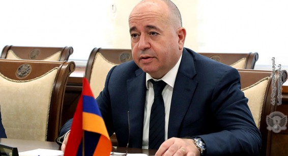 Министр обороны Армении понаблюдает за учениями и примет участие в заседаниях ОДКБ