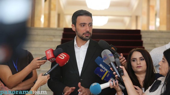 Արամ Վարդևանյան. Խոշորացման գործընթացում ՍԴ որոշումը ցինիկաբար խախտվում է