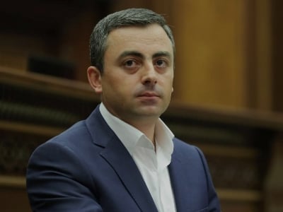 Из-за коронавируса у Ишхана Сагателяна отложена его встреча с послом РФ