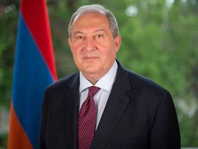 Նախագահ Արմեն Սարգսյանը տիկնոջ հետ ժամանեց Հռոմ. մեկնարկում է պետական այցը՝ Իտալիա