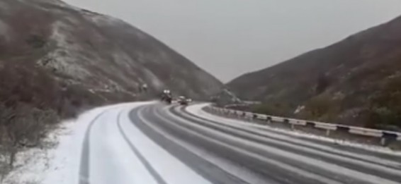 Դիլիջանի ոլորաններում ձյուն է տեղում