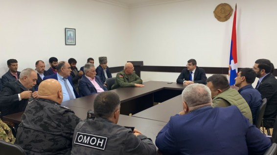 Արայիկ Հարությունյանն ընդունել է եզդիական ջոկատների ներկայացուցիչներին