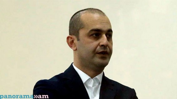 Շոուն շարունակվում է, բայց հանրությանը շեղելու բոլոր փորձերը դատապարտված են․ Ամրամ Մակինյան