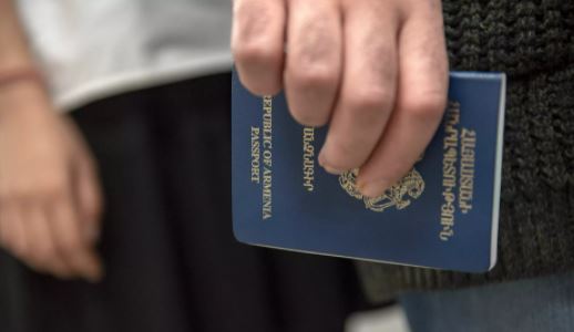 В Армении появятся новые паспорта: полиция объявила конкурс на лучший дизайн