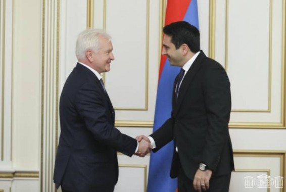 Спикер НС Армении принял группу участников Армяно-российского межрегионального форума из РФ