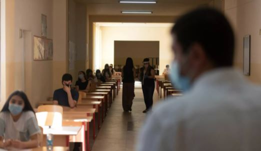 Вузы в Армении могут перейти на дистанционные занятия – предложение Минздрава