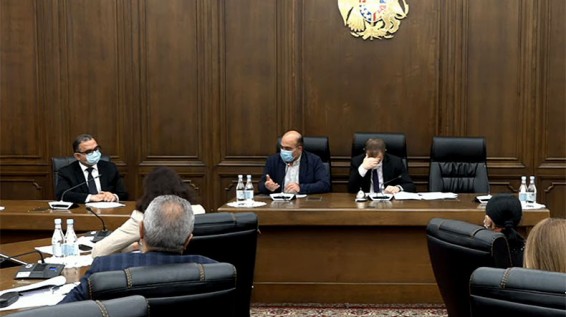 Դուք մակրտոնտեսական կայունությունն առավել եք գնահատում, քան սոցիալական խնդիրների լուծումը. Թադևոս Ավետիսյանը՝ ֆինանսների նախարաին